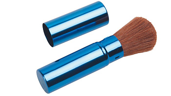 Кисть для румян Dewal Beauty BR-01 в футляре