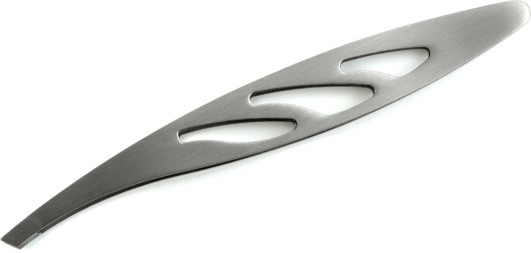 Фото Пинцет Weisen NGHM-010A Silver скошенный, изогнутый, 9 см (Пинцеты для бровей)